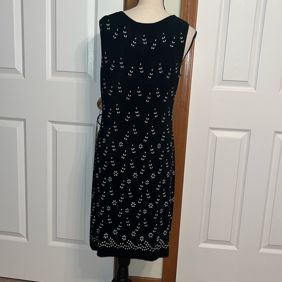 Softwear Petites Midi Dress - Picture 5 of 8